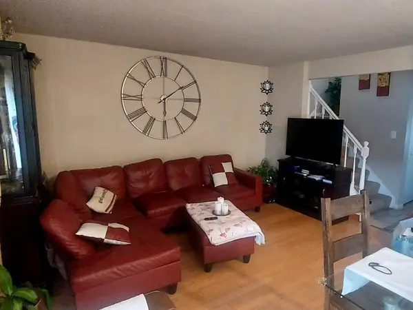 728 Haddam WAY, Hanover Park, IL 60133