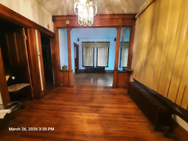 4516 W Van Buren ST, Chicago, IL 60624
