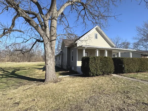 616 E Main ST, Amboy, IL 61310