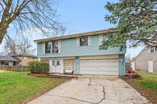 945 Surrey CT, Joliet, IL 60431