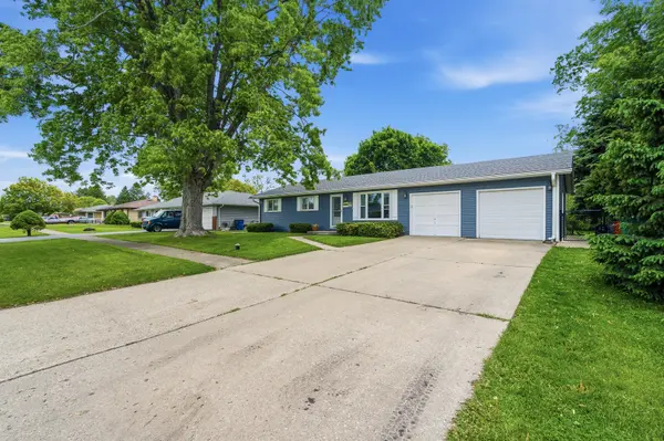 3130 Jo Ann DR, Joliet, IL 60431