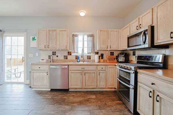 14401 Capital DR, Plainfield, IL 60544