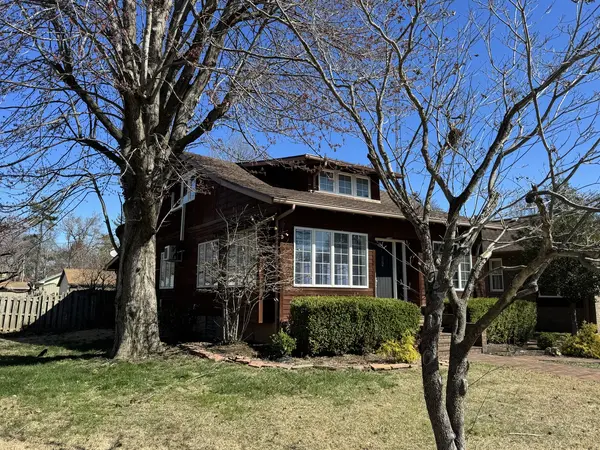 403 W MITCHELL ST, Benton, IL 62812