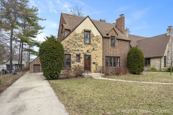 355 Lawndale AVE, Aurora, IL 60506