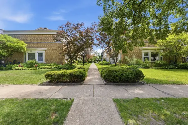 208 South BLVD #D, Evanston, IL 60202