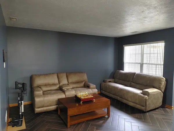 150 N Wooster ST #9, Capron, IL 61012