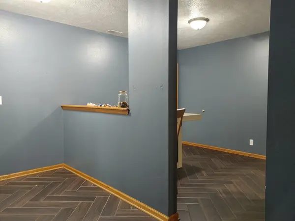 150 N Wooster ST #9, Capron, IL 61012