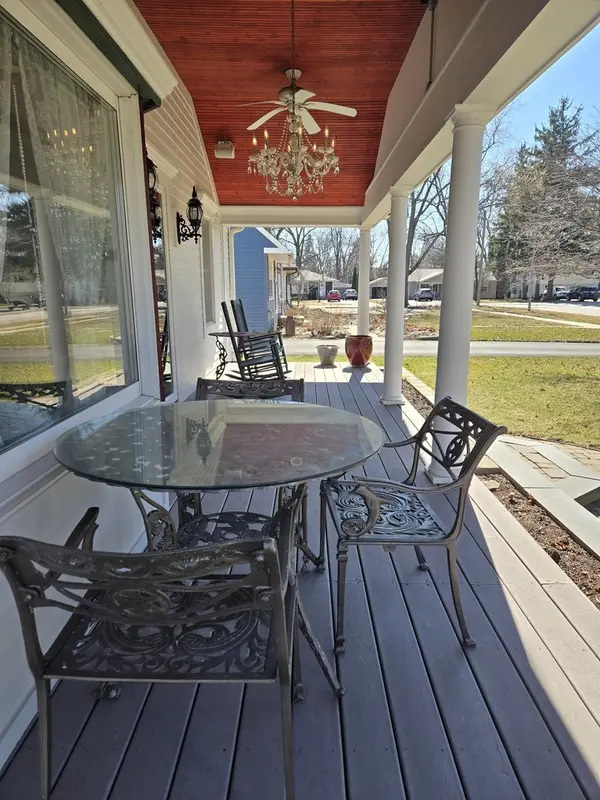 145 S HICKORY ST, Palatine, IL 60067