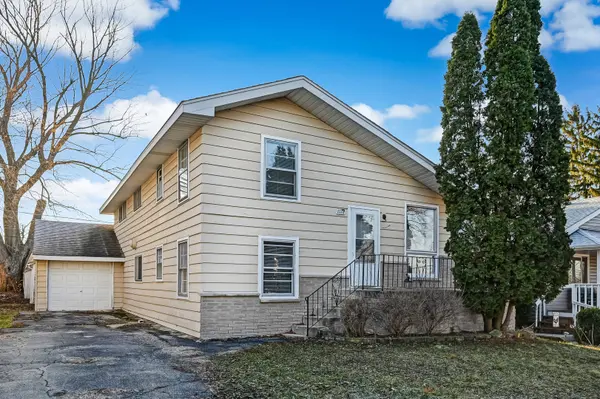 1112 Adams AVE,  Wauconda,  IL 60084