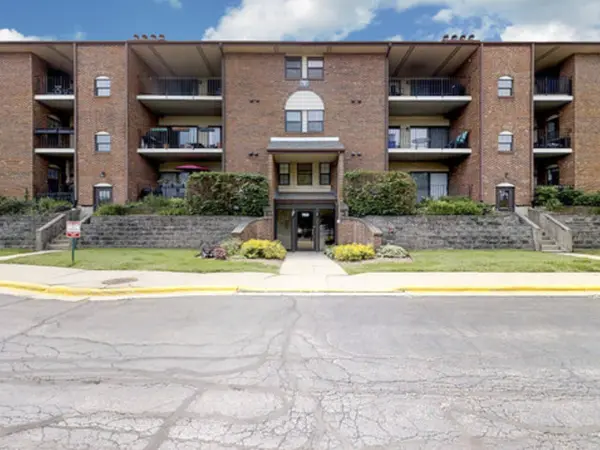760 Weidner RD #107,  Buffalo Grove,  IL 60089