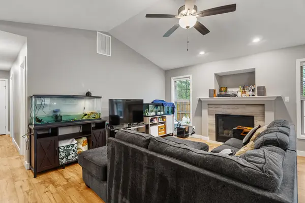 2507 N Fairfield DR, Urbana, IL 61802