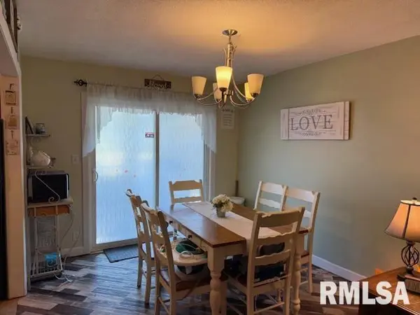 404 N MAPLE ST, Christopher, IL 62822