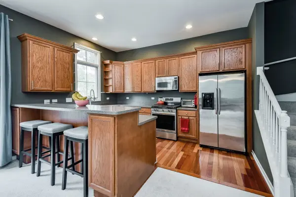 153 Dawson DR, Elgin, IL 60120
