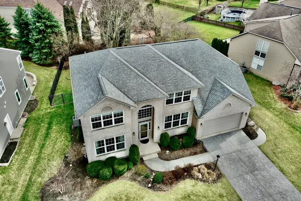 1941 Broadsmore DR, Algonquin, IL 60102