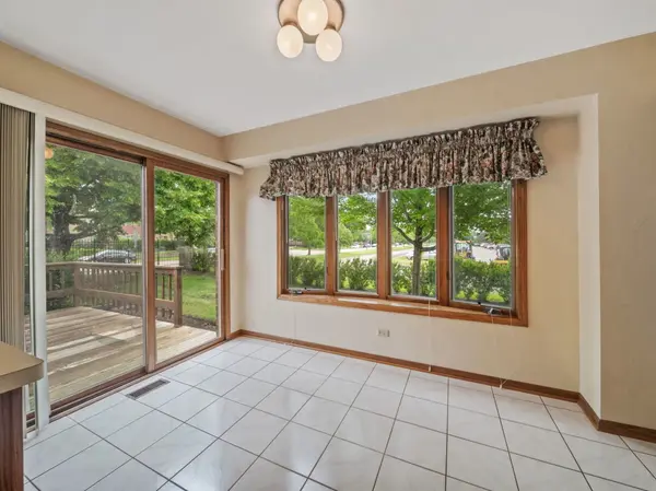 1775 Lakeview DR #A, Wheeling, IL 60090