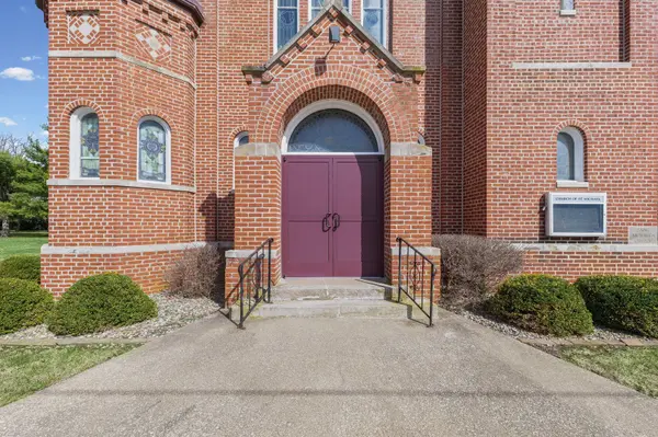 332 S Macon ST, Bement, IL 61813