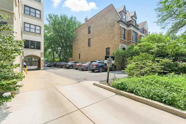 5715 S Kenwood AVE #6N, Chicago, IL 60637