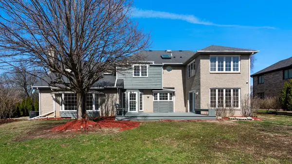3021 35th ST, Oak Brook, IL 60523