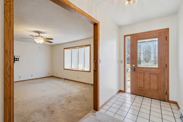 1533 2nd AVE, Camanche, IA 52730