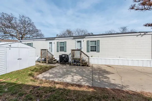 38569 N Sheridan RD #492, Beach Park, IL 60099