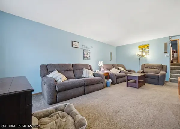 3701 W 120th ST, Alsip, IL 60803
