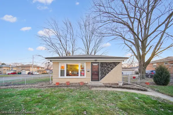 3701 W 120th ST, Alsip, IL 60803