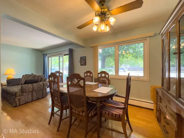 2632 N Windsor DR #104, Arlington Heights, IL 60004
