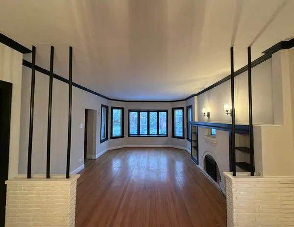 5826 S Sacramento AVE, Chicago, IL 60629