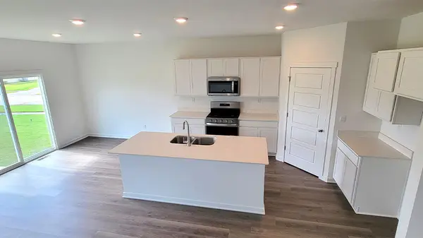 572 Revere ST, Burlington, WI 53105