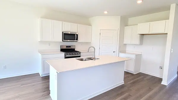 572 Revere ST, Burlington, WI 53105