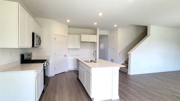 572 Revere ST, Burlington, WI 53105