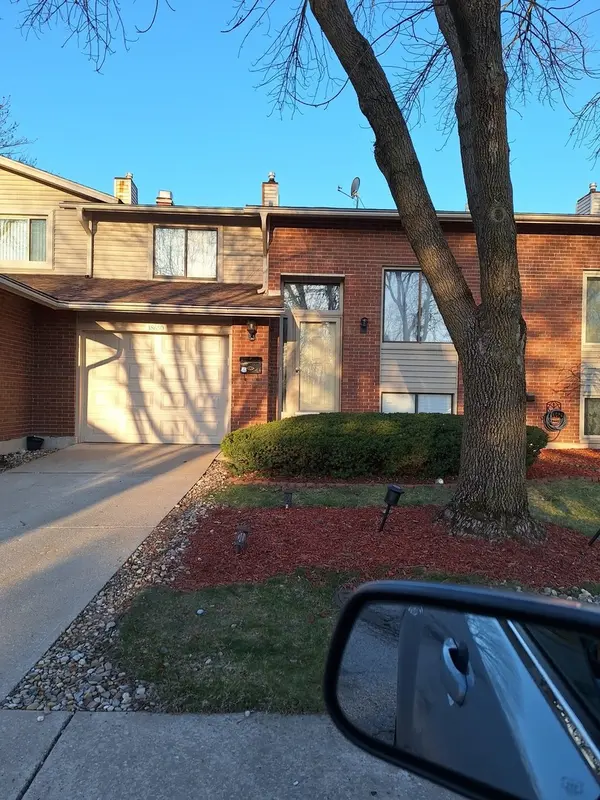 18650 Golfview DR, Hazel Crest, IL 60429