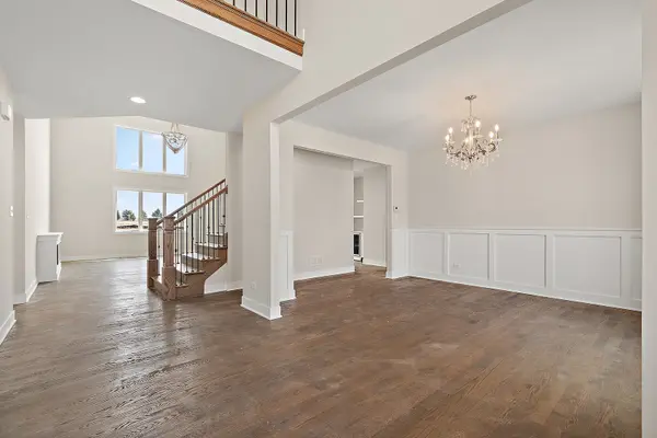 8214 S Stanley TRL, Frankfort, IL 60423