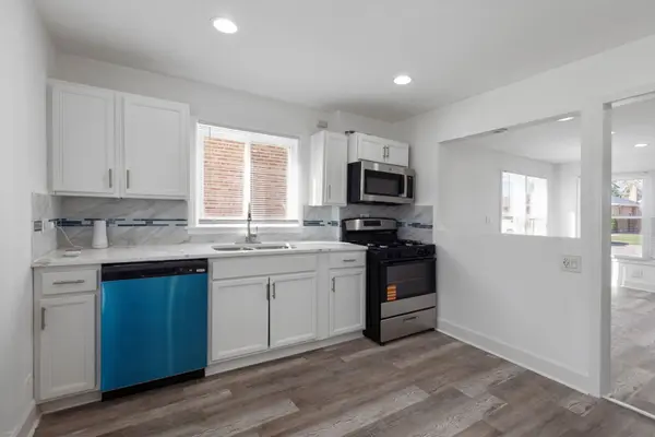 519 Bellwood AVE, Bellwood, IL 60104