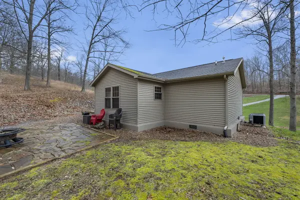 1825 Bald Knob RD, Alto Pass, IL 62905