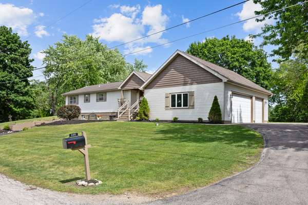 703 Crestview DR, Ingleside, IL 60041