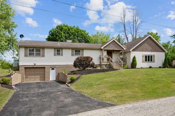 703 Crestview DR, Ingleside, IL 60041