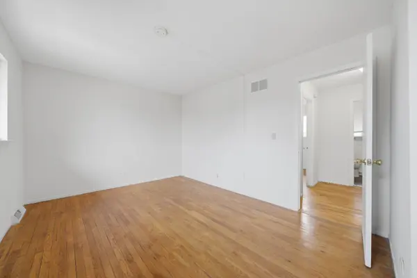 2064 LIONCREST DR #2064, Richton Park, IL 60471