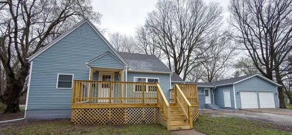103 W 2nd ST, Broadlands, IL 61816