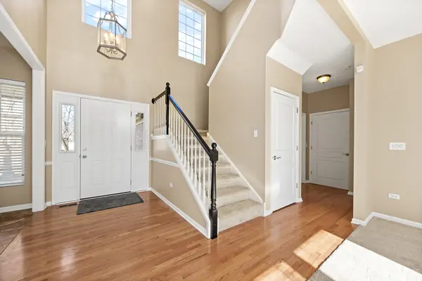 6 CATALPA CT, Bolingbrook, IL 60490