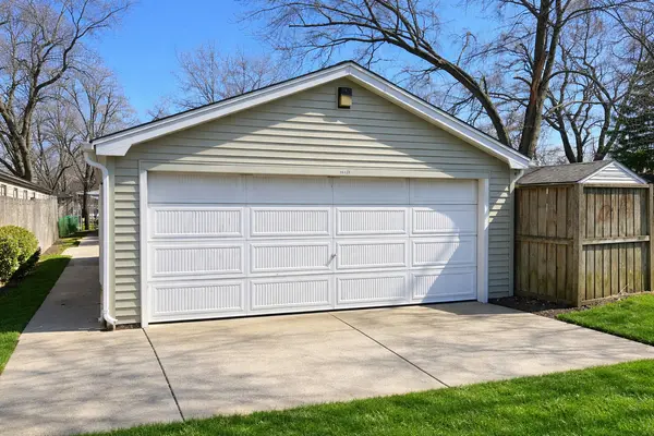 16826 Orchard Ridge AVE, Hazel Crest, IL 60429