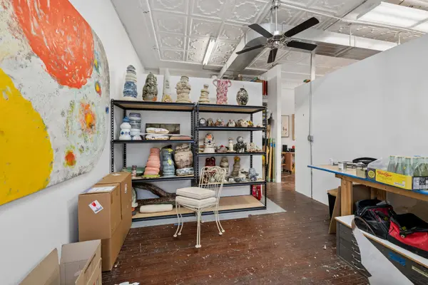 2912 N Milwaukee AVE, Chicago, IL 60618
