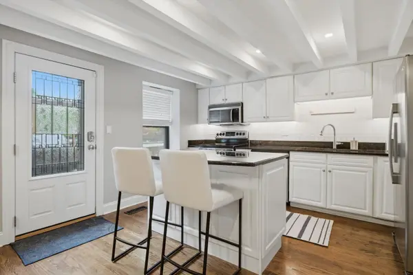 1054 W ARMITAGE AVE #A, Chicago, IL 60614