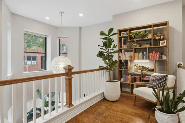 1054 W ARMITAGE AVE #A, Chicago, IL 60614