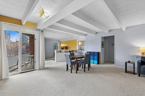1860 Sherman AVE #4SW, Evanston, IL 60201