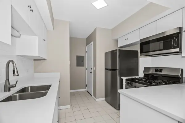 4523.5 S Drexel BLVD #1E, Chicago, IL 60653
