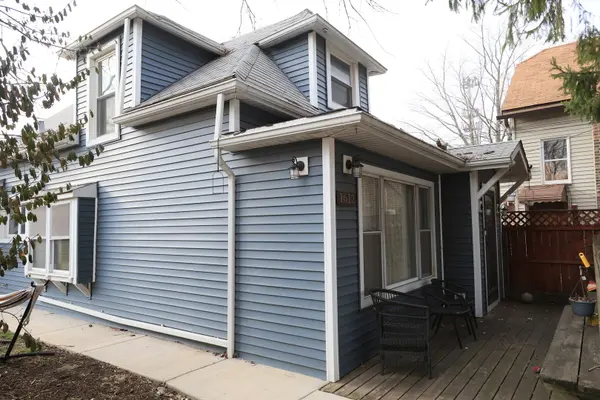 1612 East AVE, Berwyn, IL 60402