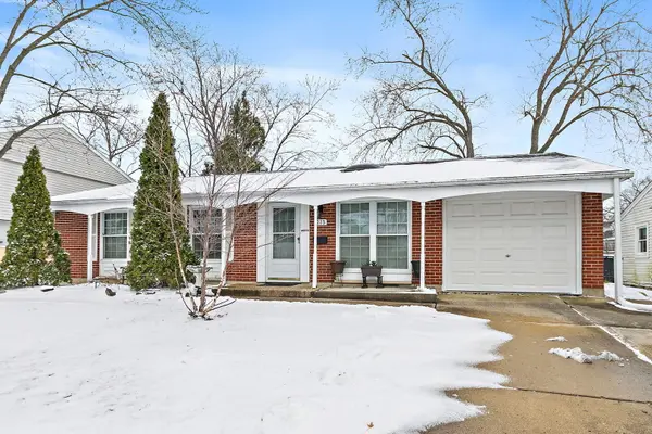213 Villa RD, Streamwood, IL 60107