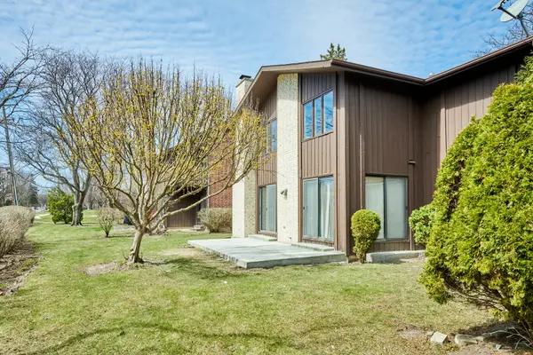 3035 RENNES CT, Northbrook, IL 60062