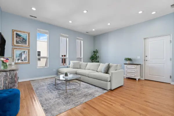 2065 N Kedzie AVE #328, Chicago, IL 60647